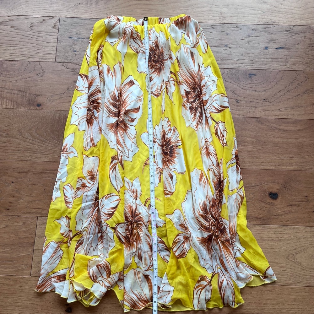 🦄 5/30-  Floral Flowy Maxi Skirt